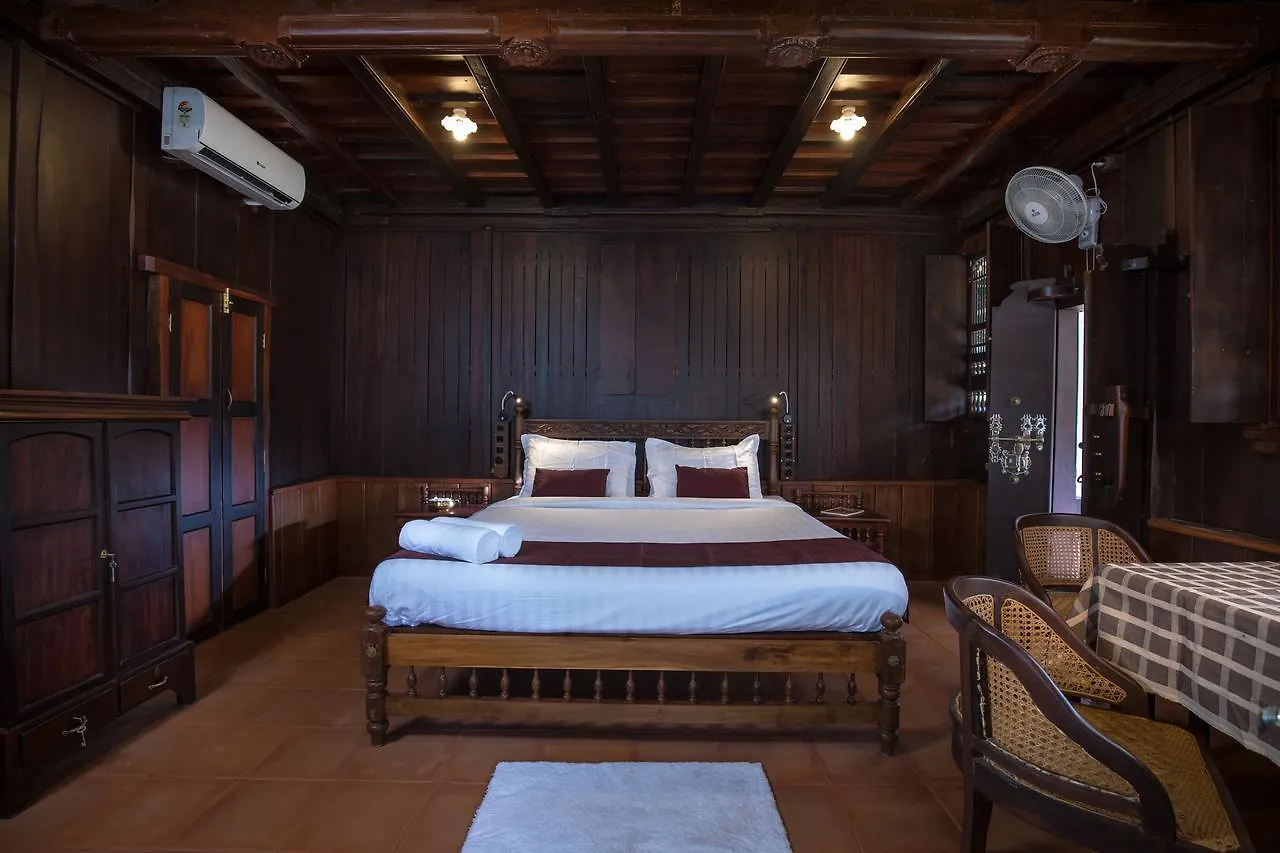 Homestay Kuttichira Heritage Home Alappuzha India